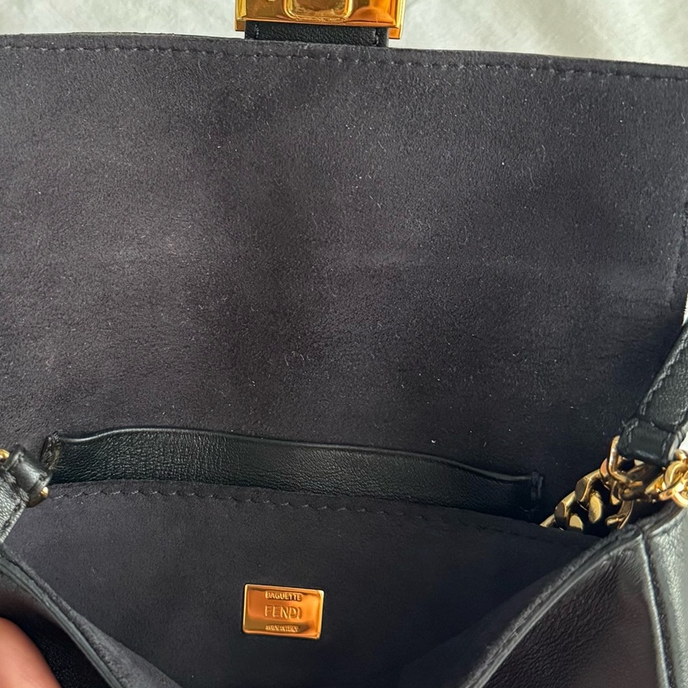 Fendi Wallet On Chain Baguette - Picture 7 of 12